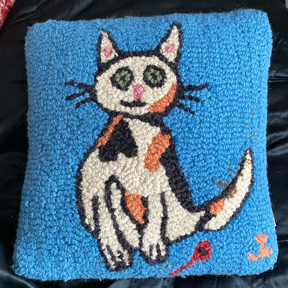 Wool Velvet Handmade Vintage Cat Pillow - Picture 1 of 12